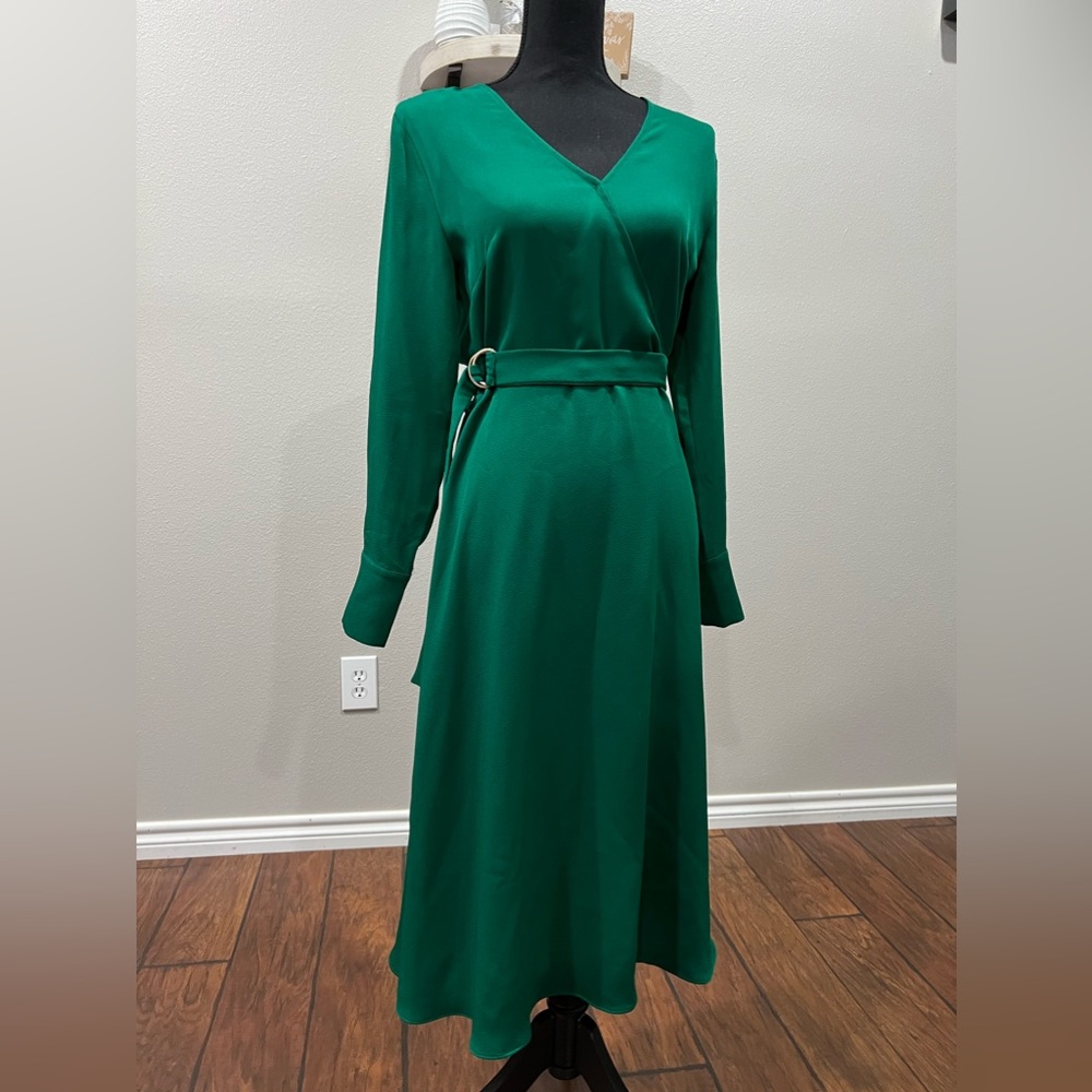 H&M green dress 💚